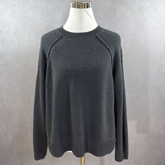 NWOT GAP Gray Crewneck Sweater Textured Knit  | Size L - Picture 1 of 5